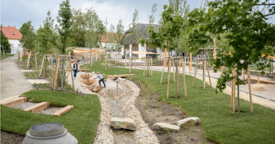 Vizes, játékos élményösvény gyerekeknek - Új interaktív elemmel bővült az osztrák Schloss Hof kastélyegyüttes