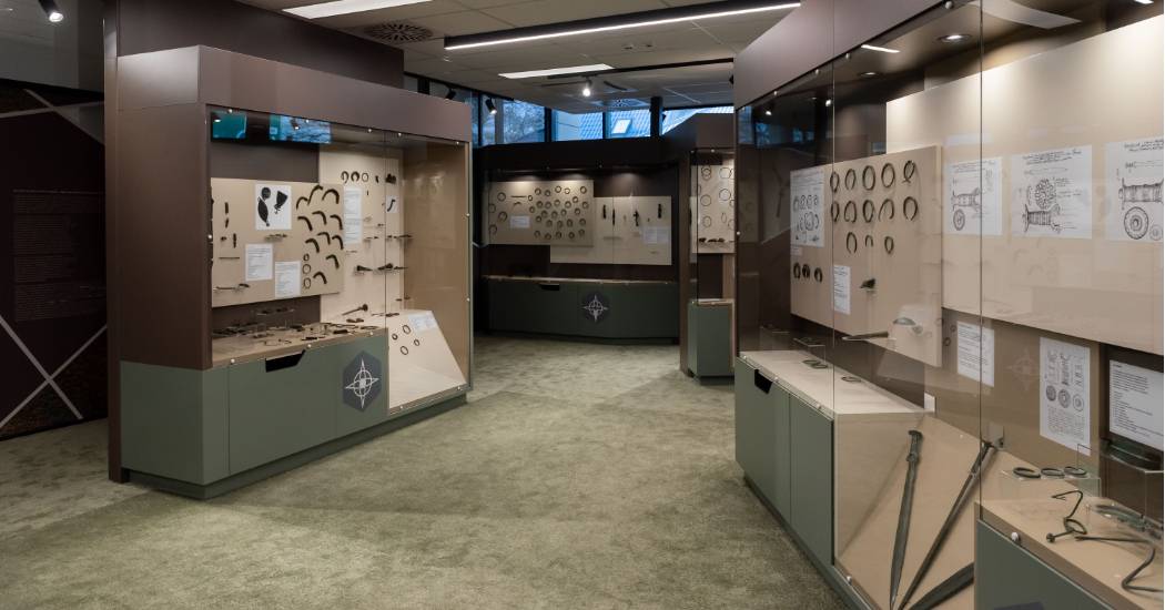 BRONZ. KINCS. ELÁSOTT VILÁG – Megnyílt a kisvárdai Rétközi Múzeum régészeti kiállítása az új múzeumépületben